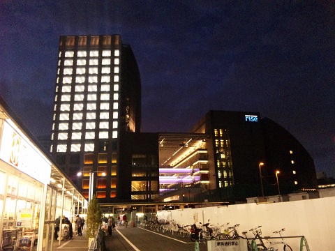 SH380326.jpg